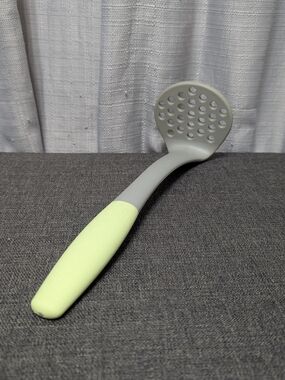 Princess House Potato Masher Gray Nylon Green Handle